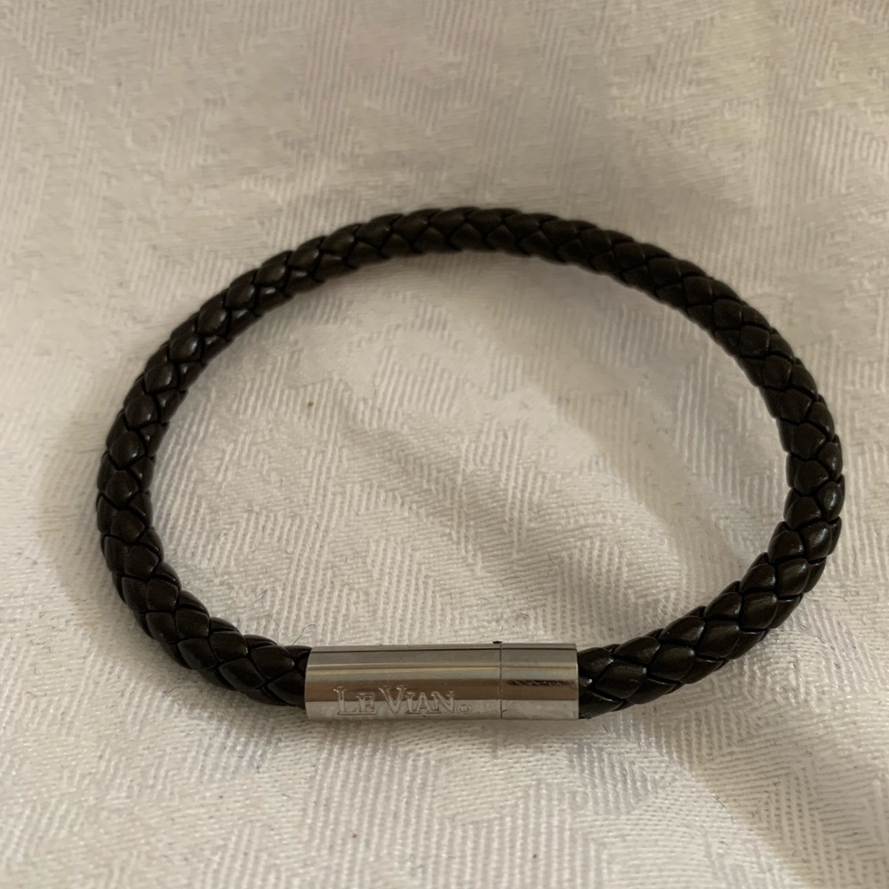 Le Vian bracelet with brown leather strap